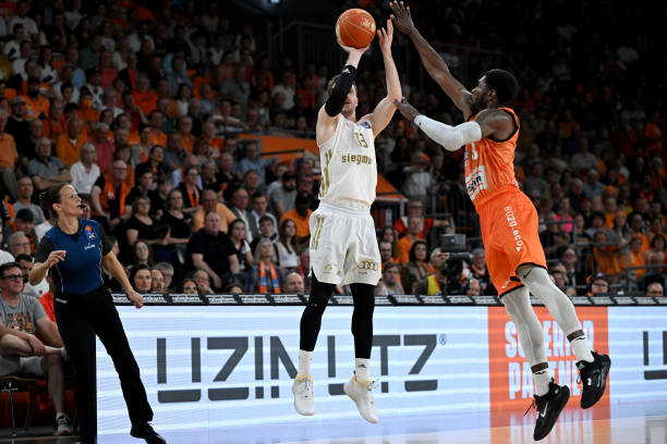 力下保持冷 力下保持冷