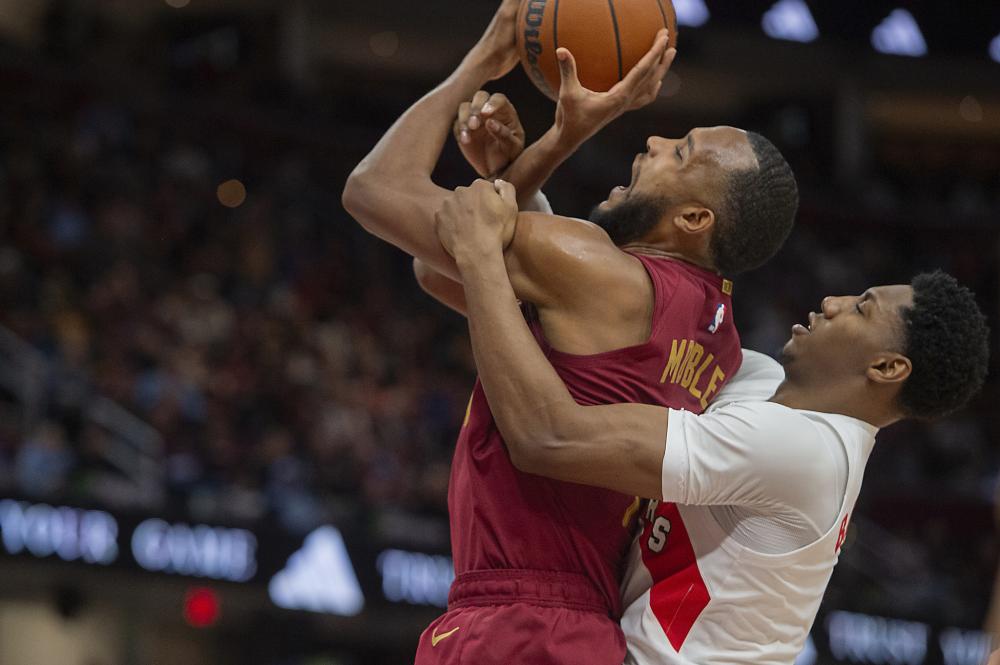 早些时候 早些时候