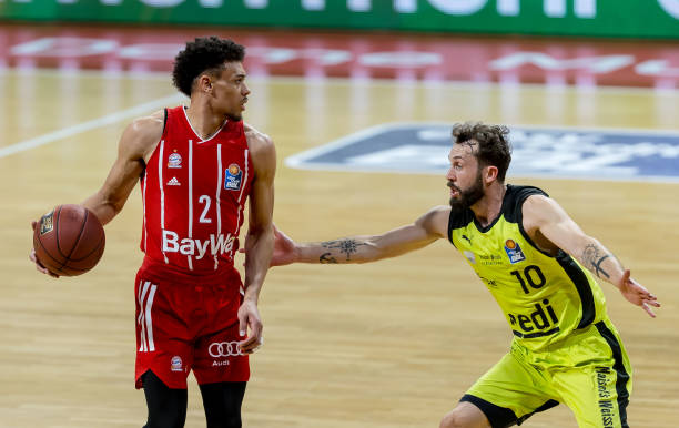 俗的深圳队 俗的深圳队